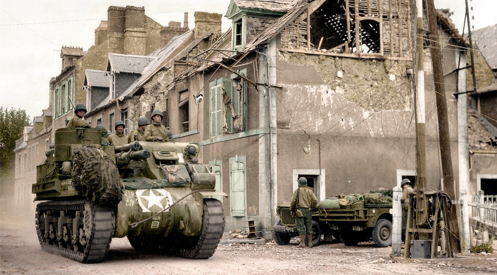D-day tank in Carentan